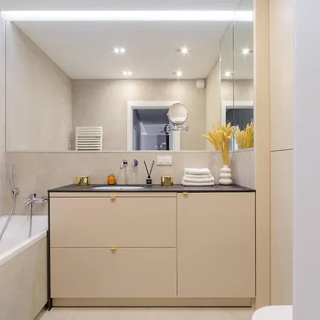 Luxury Flat In Porspoder Near Du Bourg Łódź